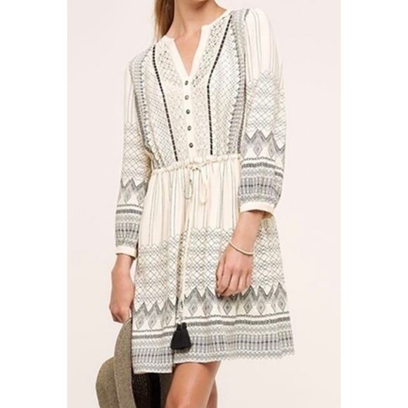 Anthropologie Dresses & Skirts - Anthropologie Floreat Pierre v neck crochet tassels dress boho size 6 small